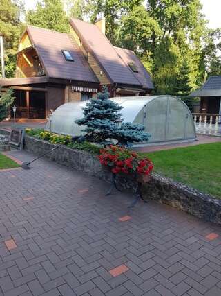 Дома для отпуска Dream forest house of Kaunas Reservoir Šlienava Бунгало Делюкс с видом на сад-21